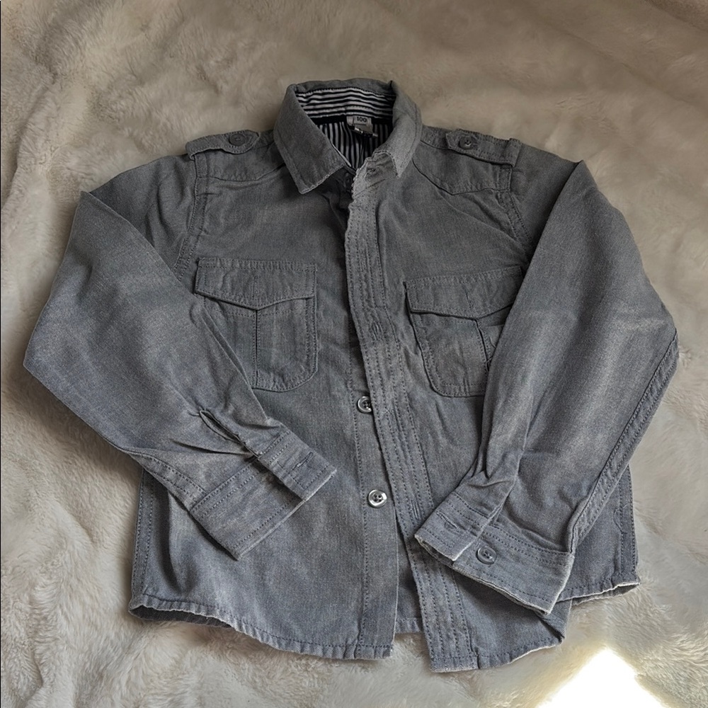 Kids grey shirt